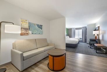 هتل Comfort Suites Conference Center Rapid City