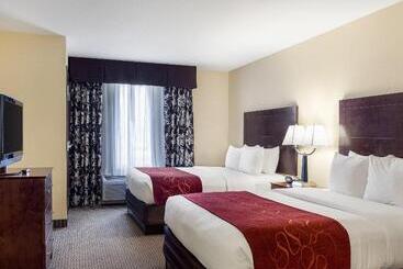 هتل Comfort Suites Conference Center Rapid City