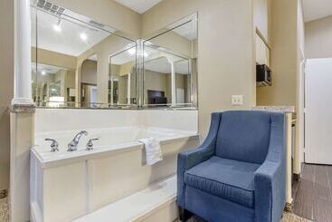 هتل Comfort Suites Houston Nw  Vintage Park