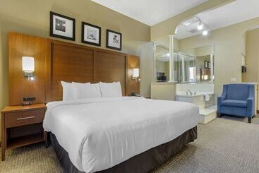 هتل Comfort Suites Houston Nw  Vintage Park