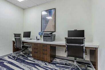 هتل Comfort Suites Houston Nw  Vintage Park
