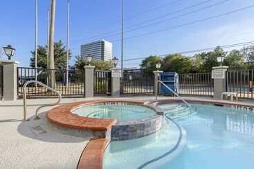 هتل Comfort Suites Houston Nw  Vintage Park