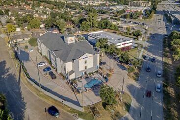 هتل Comfort Suites Houston Nw  Vintage Park