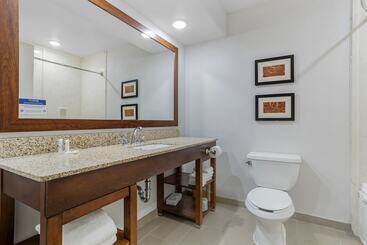 هتل Comfort Suites Houston Nw  Vintage Park