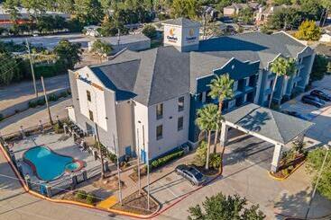 هتل Comfort Suites Houston Nw  Vintage Park