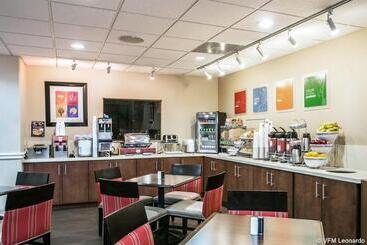 هتل Comfort Suites Houston Nw  Vintage Park
