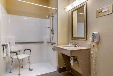 هتل Comfort Suites Montgomery East Monticello Dr