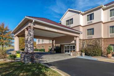 هتل Comfort Suites Montgomery East Monticello Dr