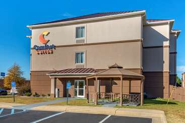 هتل Comfort Suites Montgomery East Monticello Dr
