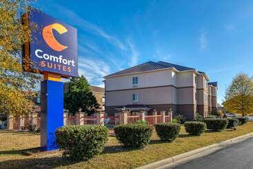 هتل Comfort Suites Montgomery East Monticello Dr
