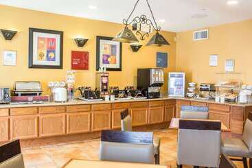 ホテル Comfort Suites Near Seaworld
