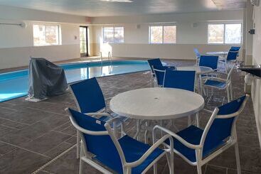 هتل Comfort Suites Peoria I 74