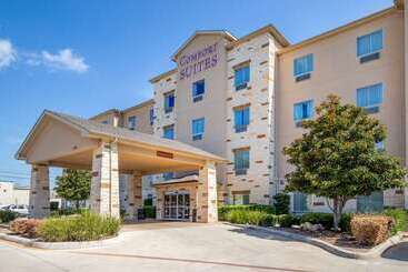 Отель Comfort Suites San Antonio North  Stone Oak