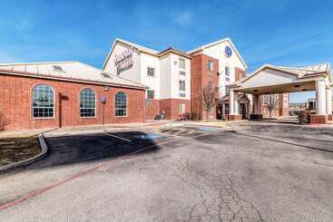 هتل Comfort Suites South