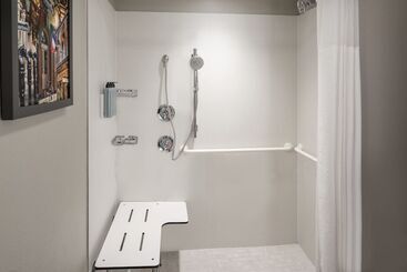 هتل Courtyard By Marriott New Orleans Metairie
