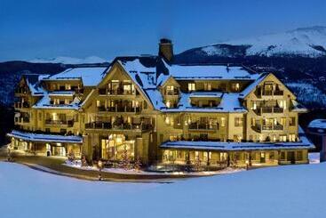 酒店 Crystal Peak Lodge By Vail Resorts