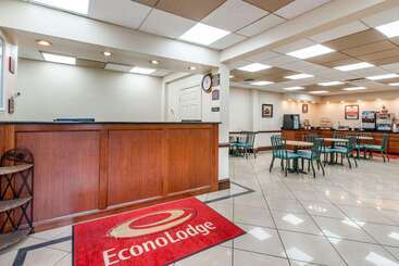 هتل Econo Lodge Downtown