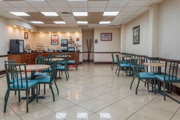 هتل Econo Lodge Downtown