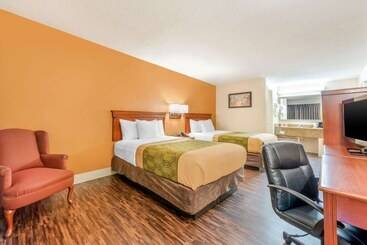 هتل Econo Lodge Downtown