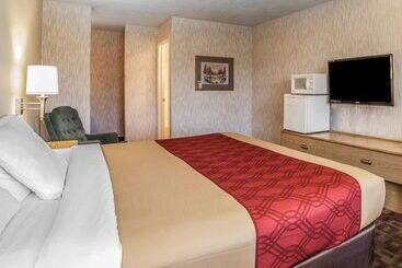هتل Econo Lodge St George North  Near Pioneer Park