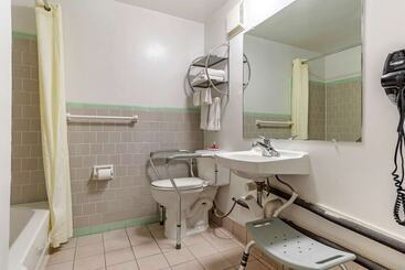 هتل Econo Lodge