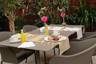 هتل Eurostars Sevilla Boutique