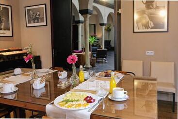 هتل Eurostars Sevilla Boutique