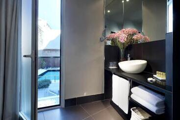 هتل Eurostars Sevilla Boutique