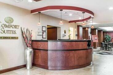 هتل Fairfield By Marriott Inn & Suites Greensboro Coliseum Area
