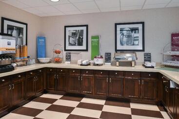 هتل Hampton Inn & Suites Denverspeer Boulevard