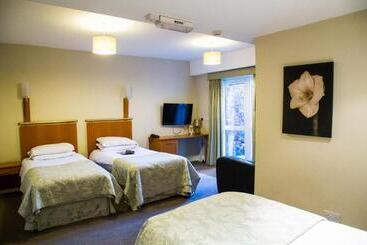 Hedley House Hotel & Apartments