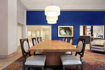 هتل Hilton Garden Inn New Orleans Convention Center