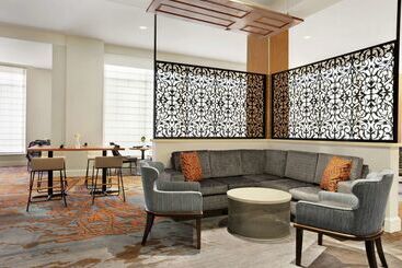 هتل Hilton Garden Inn New Orleans Convention Center