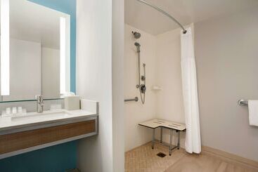 هتل Hilton Garden Inn New Orleans Convention Center
