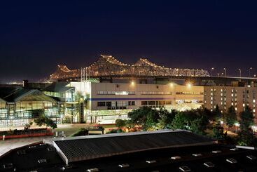 هتل Hilton Garden Inn New Orleans Convention Center