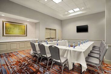 هتل Hilton Garden Inn New Orleans Convention Center