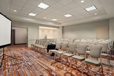 هتل Hilton Garden Inn New Orleans Convention Center