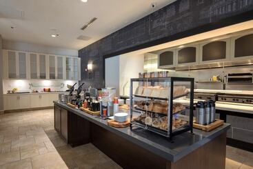 هتل Hilton Garden Inn New Orleans Convention Center