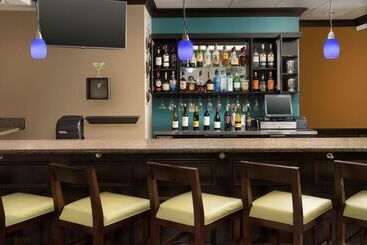 هتل Hilton Garden Inn Winstonsalem/hanes Mall
