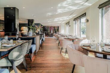 호텔 Hilton The Hague