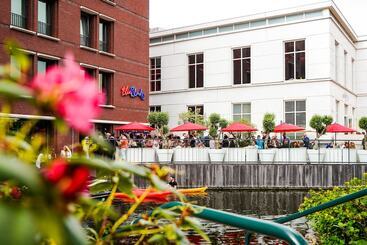 호텔 Hilton The Hague