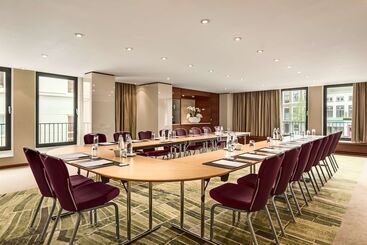 호텔 Hilton The Hague