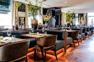 هتل Hilton The Hague