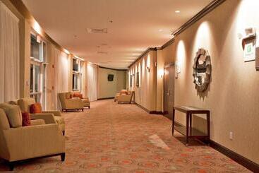 هتل Holiday Inn Daytona Beach Lpga Boulevard, An Ihg
