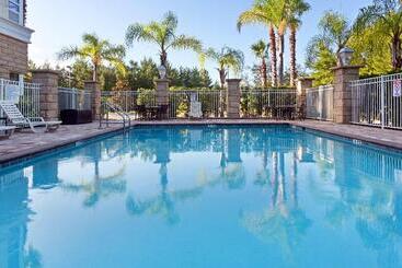 هتل Holiday Inn Daytona Beach Lpga Boulevard, An Ihg