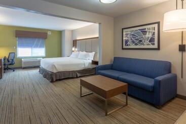 هتل Holiday Inn Express And Suites Milwaukee Nw Park Place
