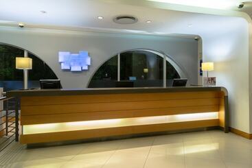 هتل Holiday Inn Express Cape Town City Centre, An Ihg