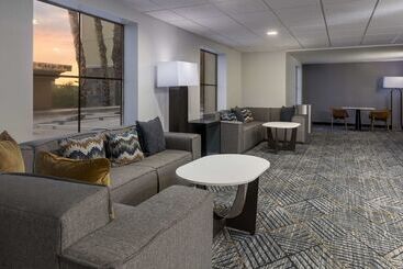 Hotel Homewood Suites By Hilton Phoenix Northhappy Valley