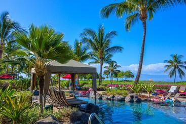 ホテル Outrigger Honua Kai Resort And Spa
