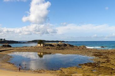 ホテル Lagrange Vacances Les Roches Douvres